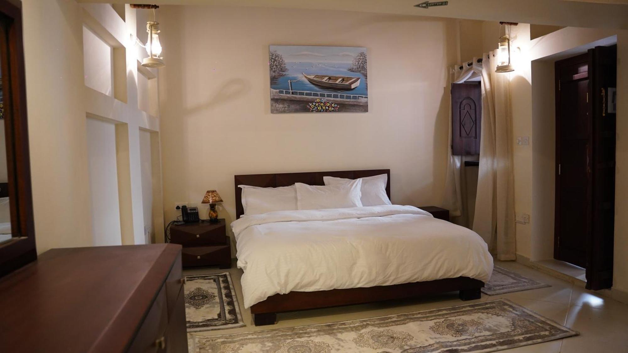 Hyba Heritage Hotel Dubai Bagian luar foto