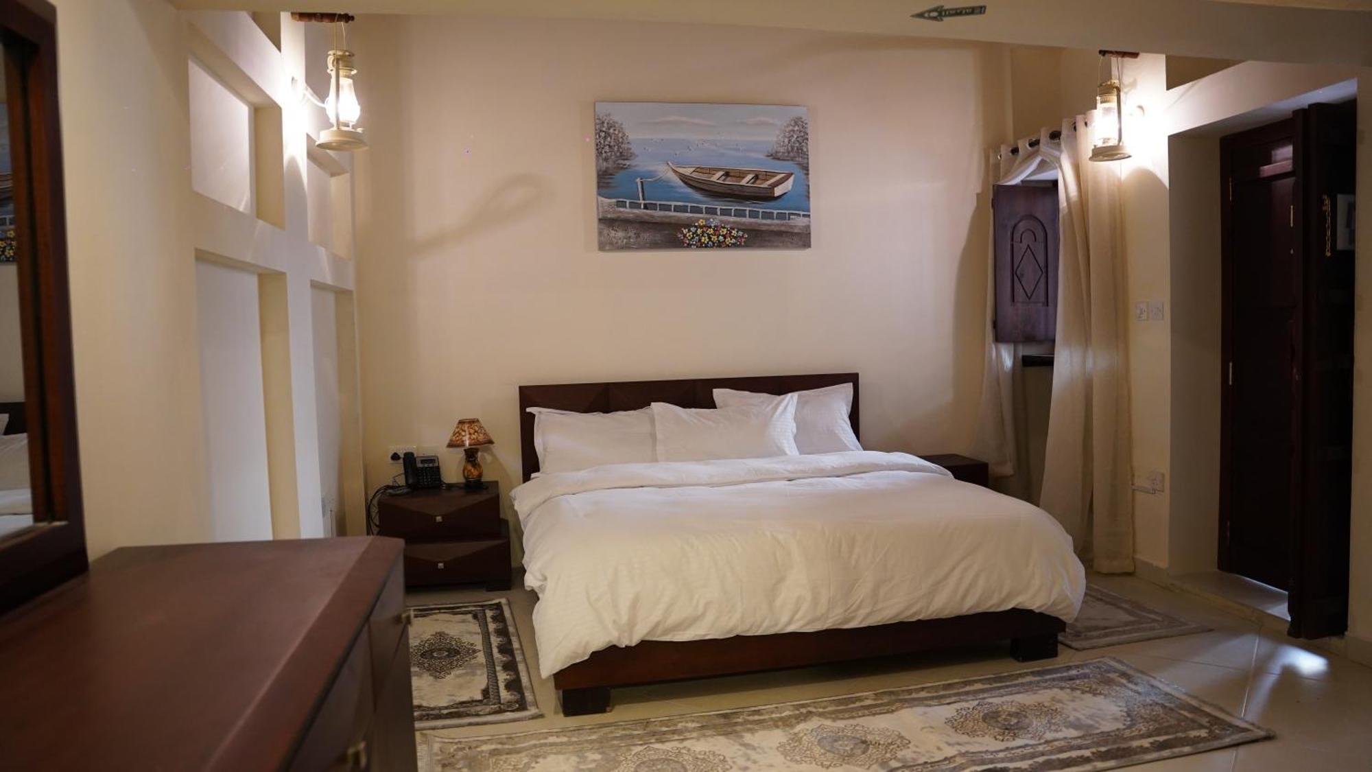 Hyba Heritage Hotel Dubai Bagian luar foto