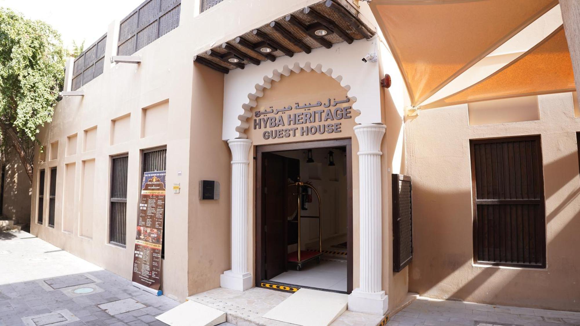 Hyba Heritage Hotel Dubai Bagian luar foto